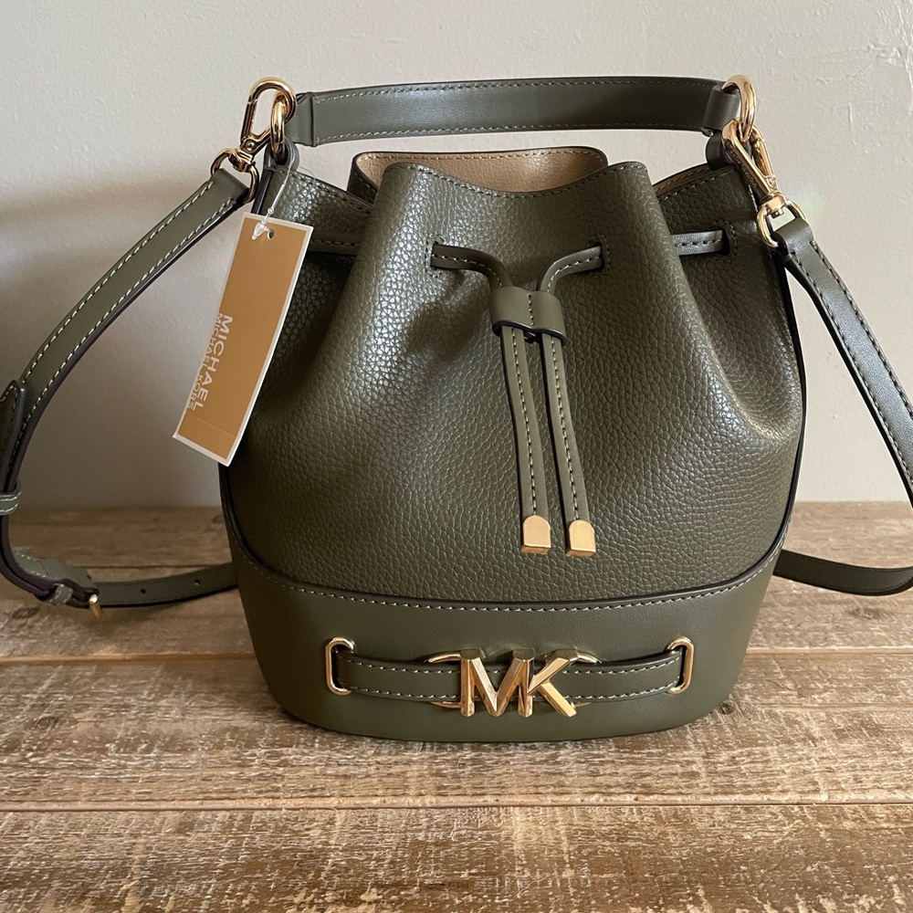 Michael Kors Green Leather Shoulder Bag
